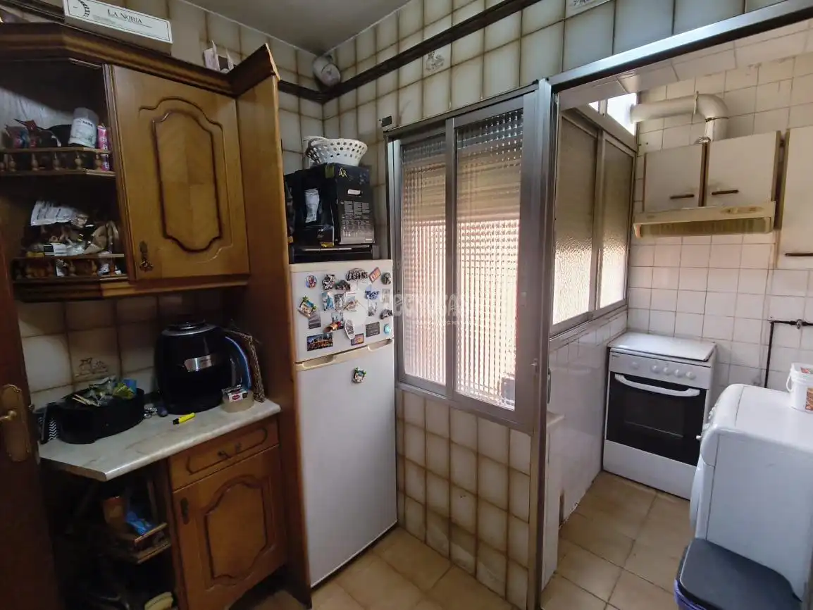 Cuina de Pis en venda en Guadalajara amb Aire condicionat, Calefacció i Terrassa