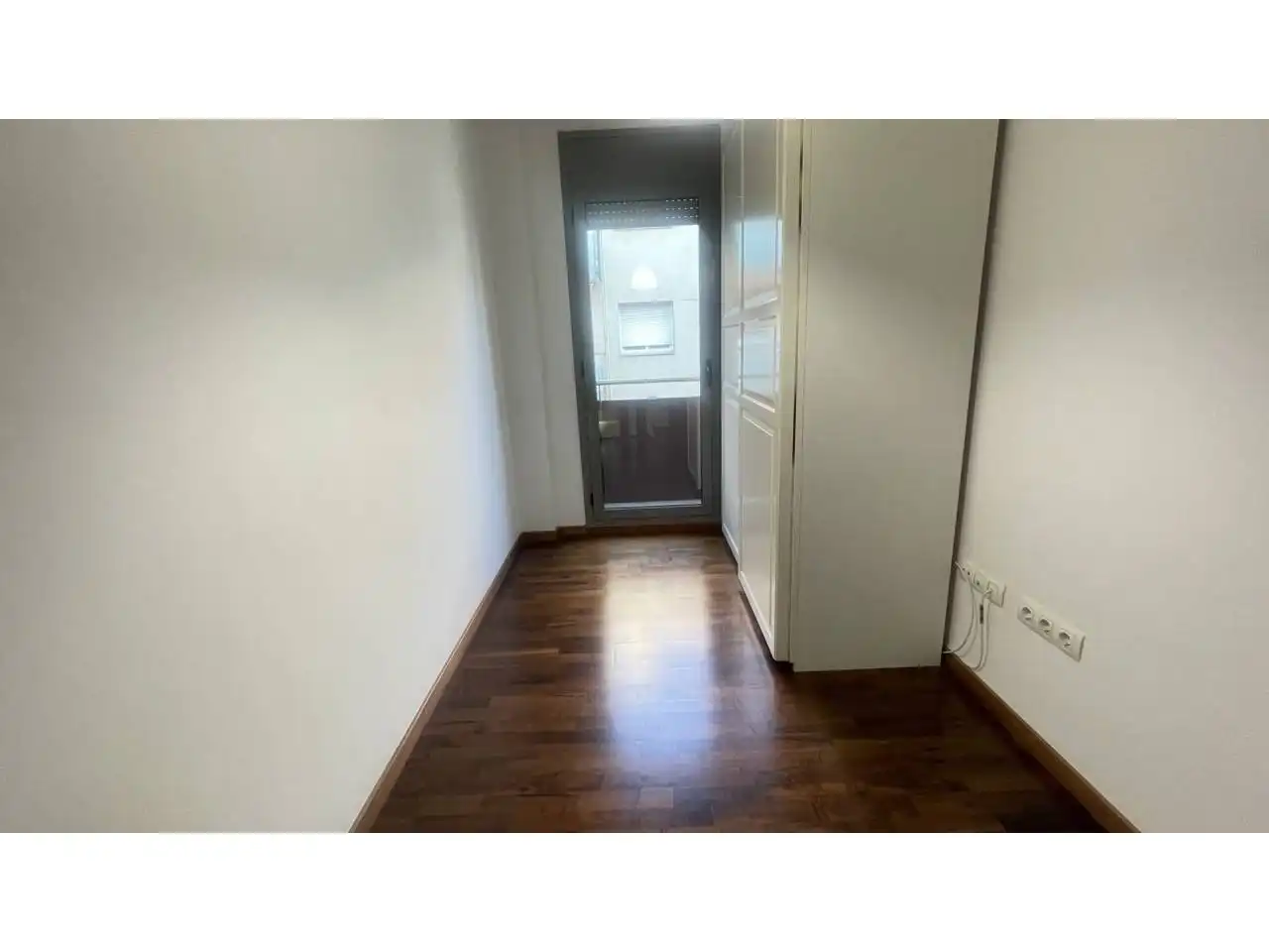 Dormitori de Apartament en venda en Terrassa amb Calefacció