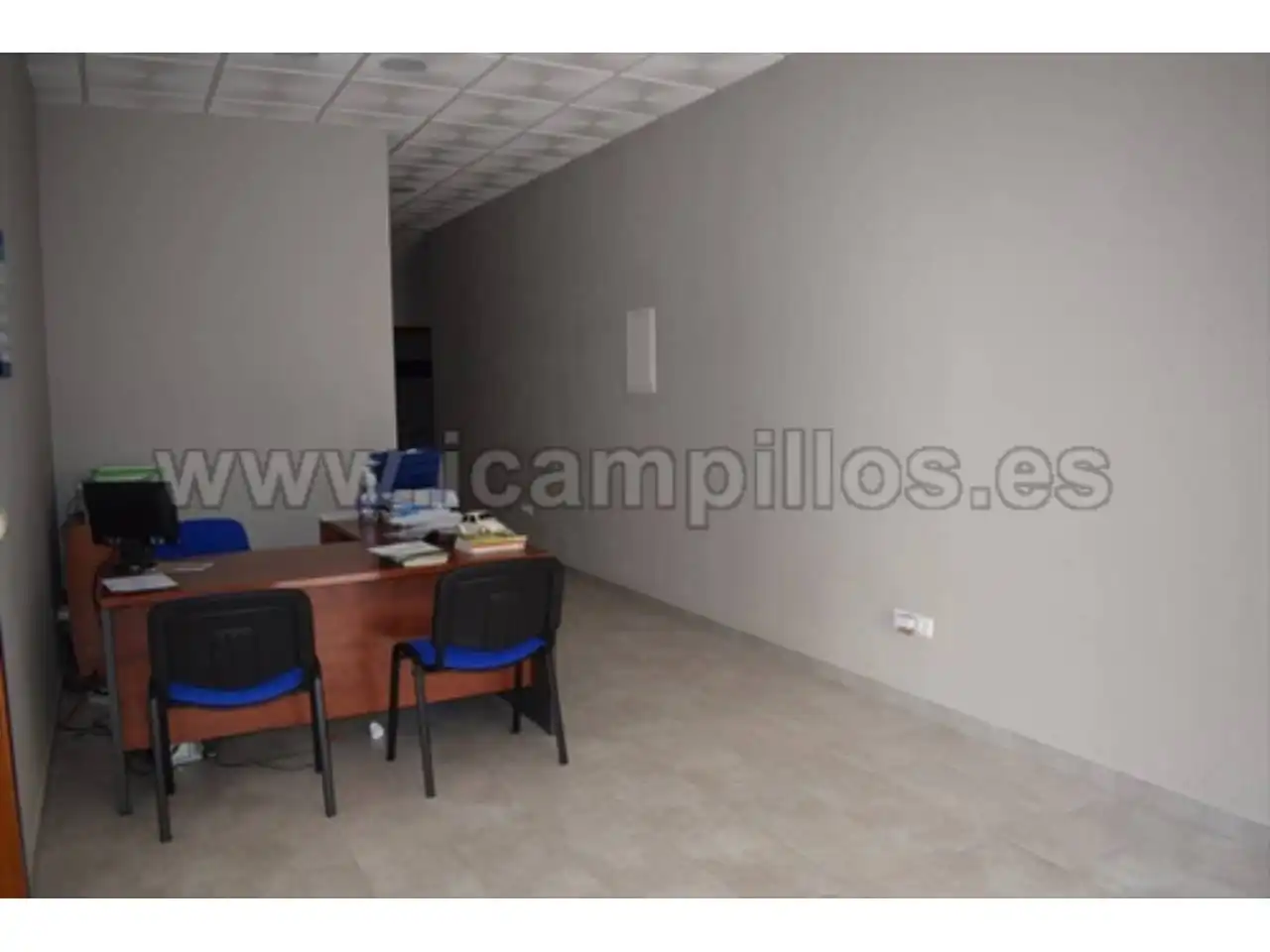 Local comercial en venda a Baena, imagen 4