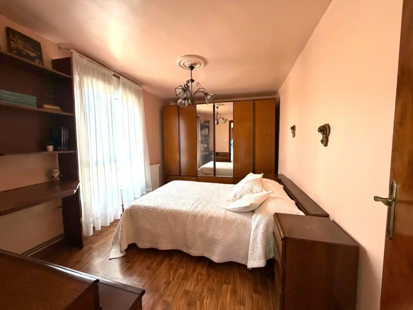 Habitación de Piso en venta en Camargo con Calefacción, Trastero y Balcón