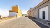 Vista exterior de Casa o xalet en venda en Santa María de Guía de Gran Canaria amb Jardí privat