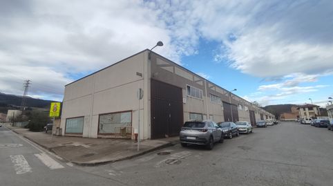Pabellón industrial de 200m2, en el polígono Besaide, en Elorrio.