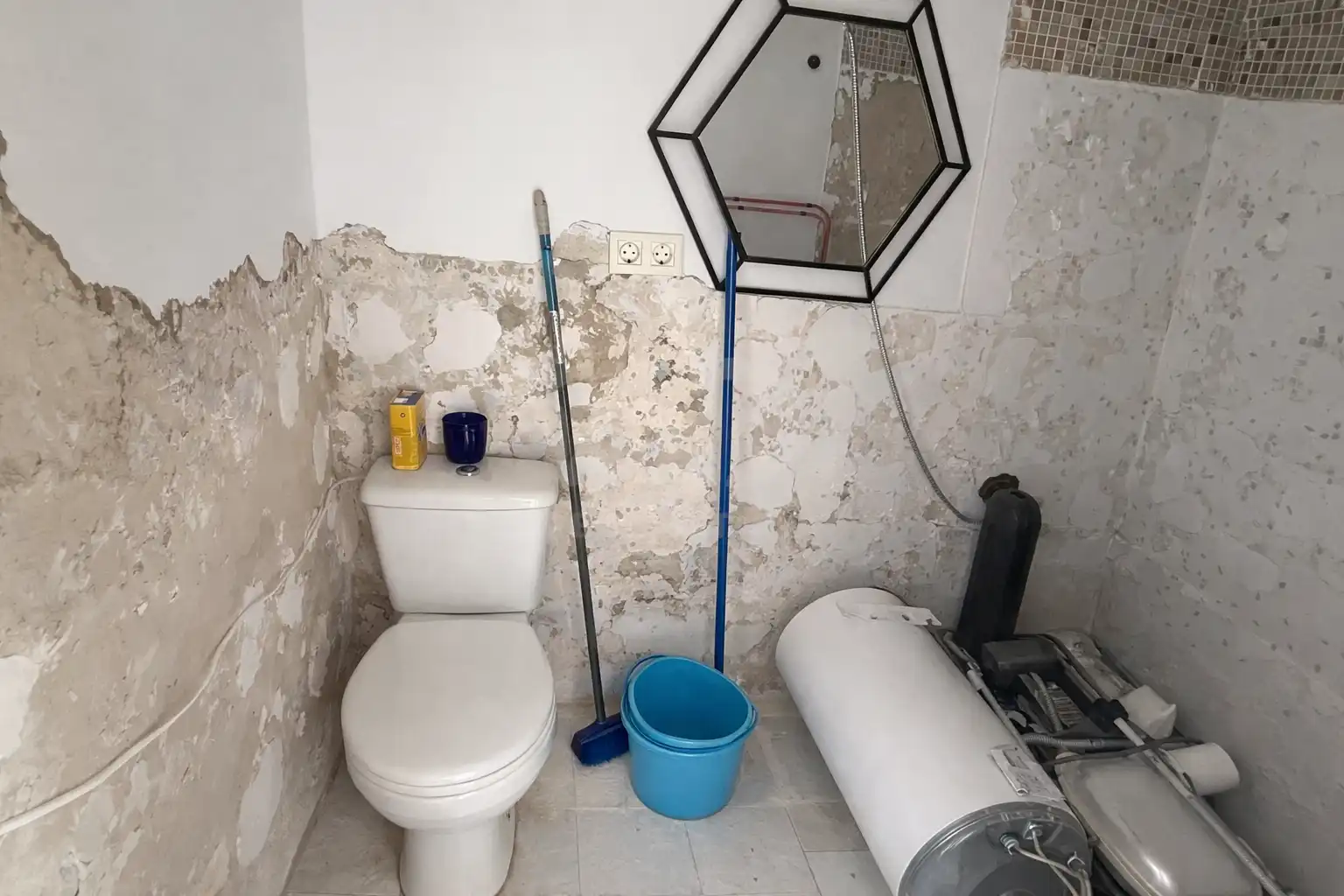 Bathroom of Flat for sale in Tarifa