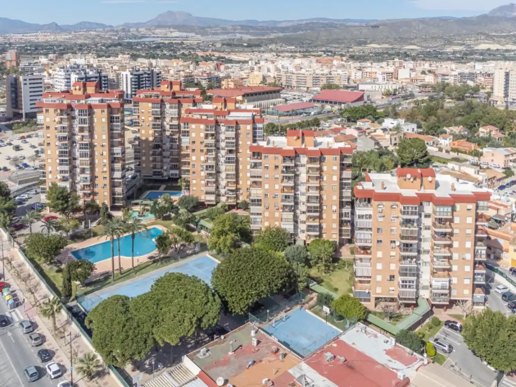 Apartamento en venta en Avenida Ausias March, Campello Playa