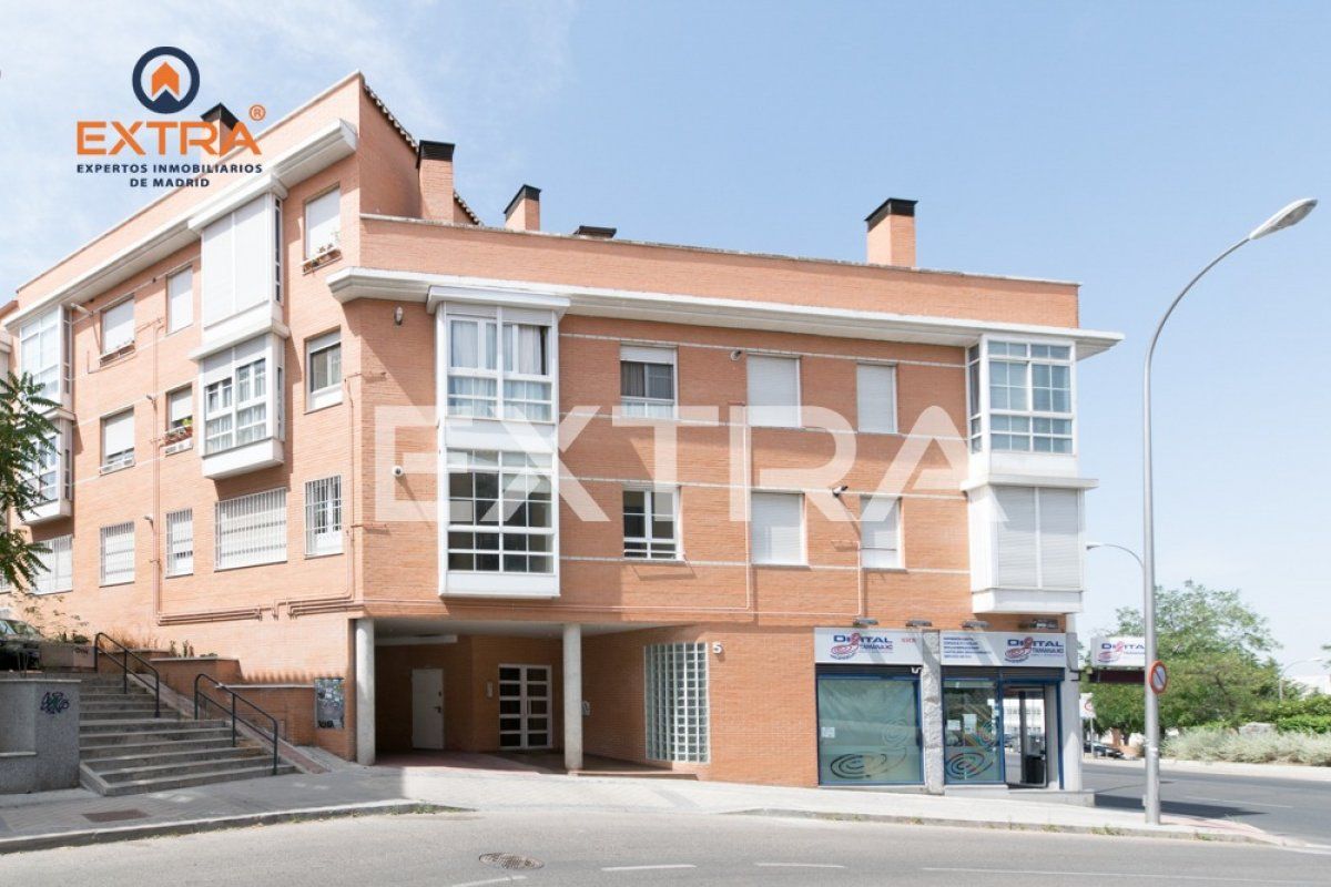 Exterior view of Apartment to rent in  Madrid Capital  with Heating and Alarm