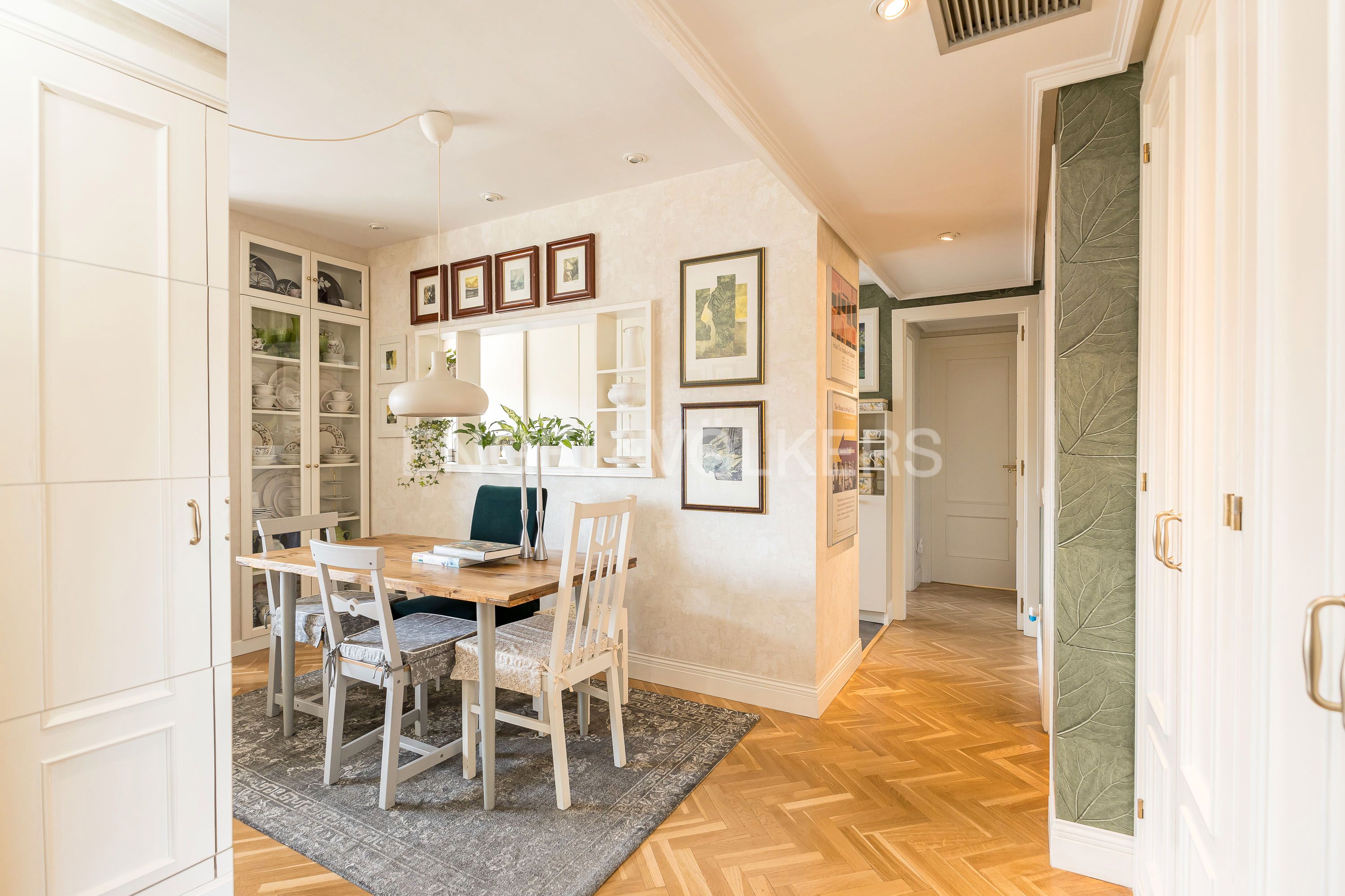 Dining room of Apartment for sale in  Madrid Capital  with Air Conditioner, Heating and Parquet flooring