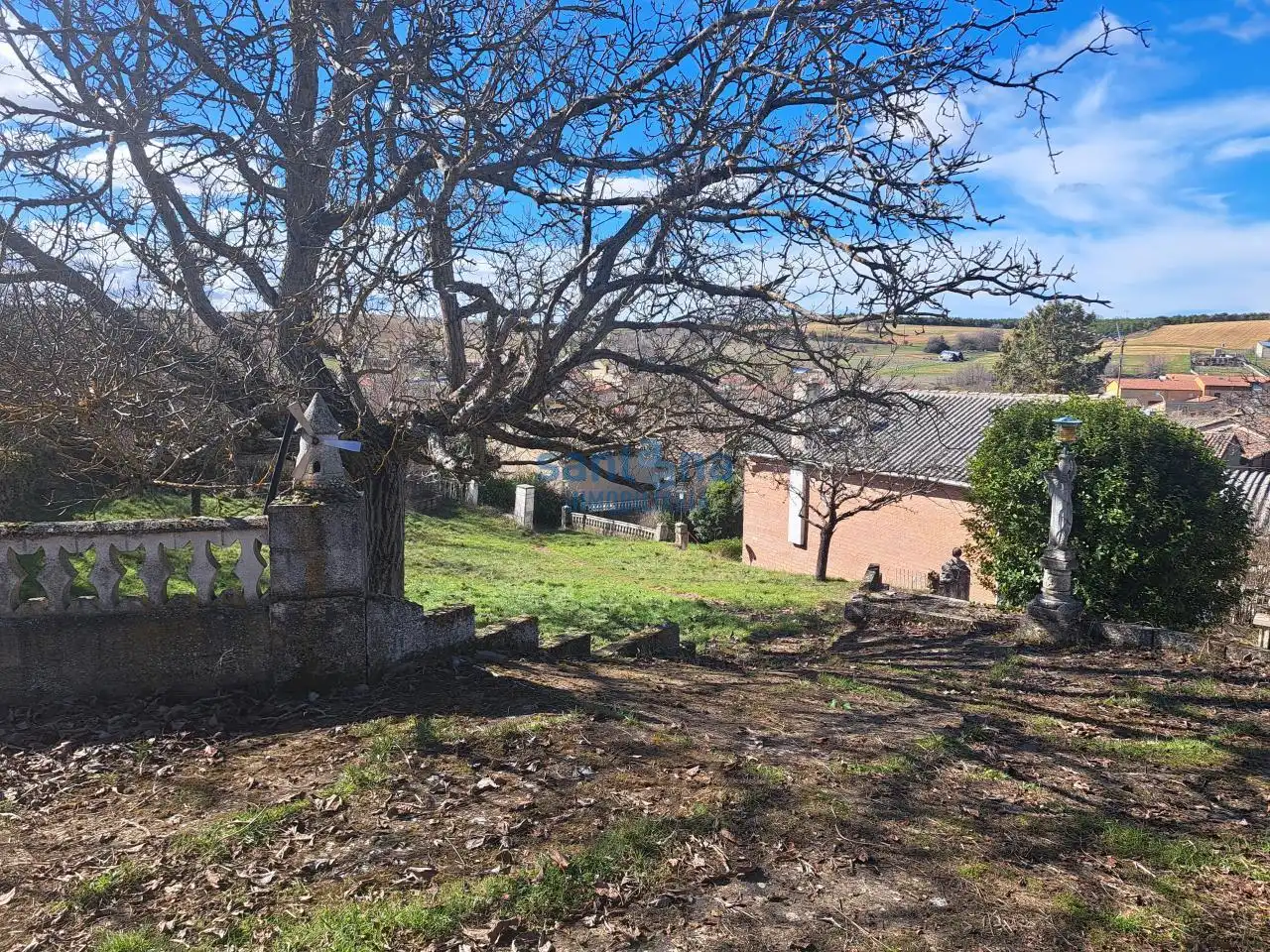 Casa o xalet en venda en Gradefes amb Calefacció, Jardí privat i Traster