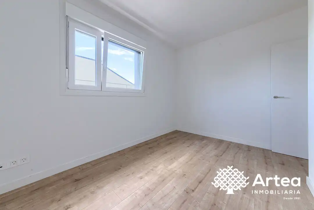 Detached house with terrace for sale in Julian Garaizar Kalea, imagen 33