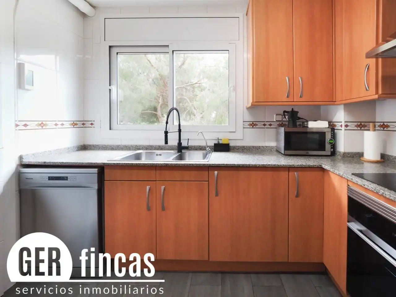 Küche von Wohnung zum Verkauf in Terrassa mit Klimaanlage, Parkett und Terrasse