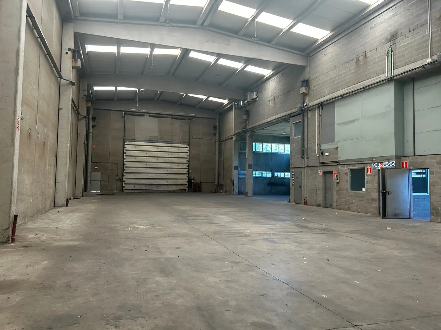 Industrial buildings for rent in Massanes