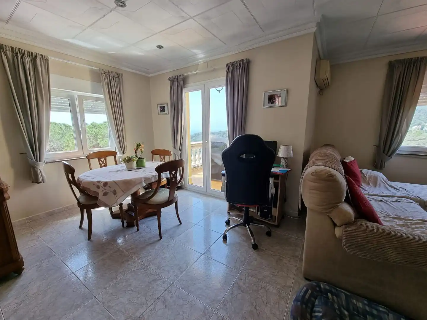 Comedor de Casa o chalet en venta en Lloret de Mar con Aire acondicionado, Calefacción y Jardín privado