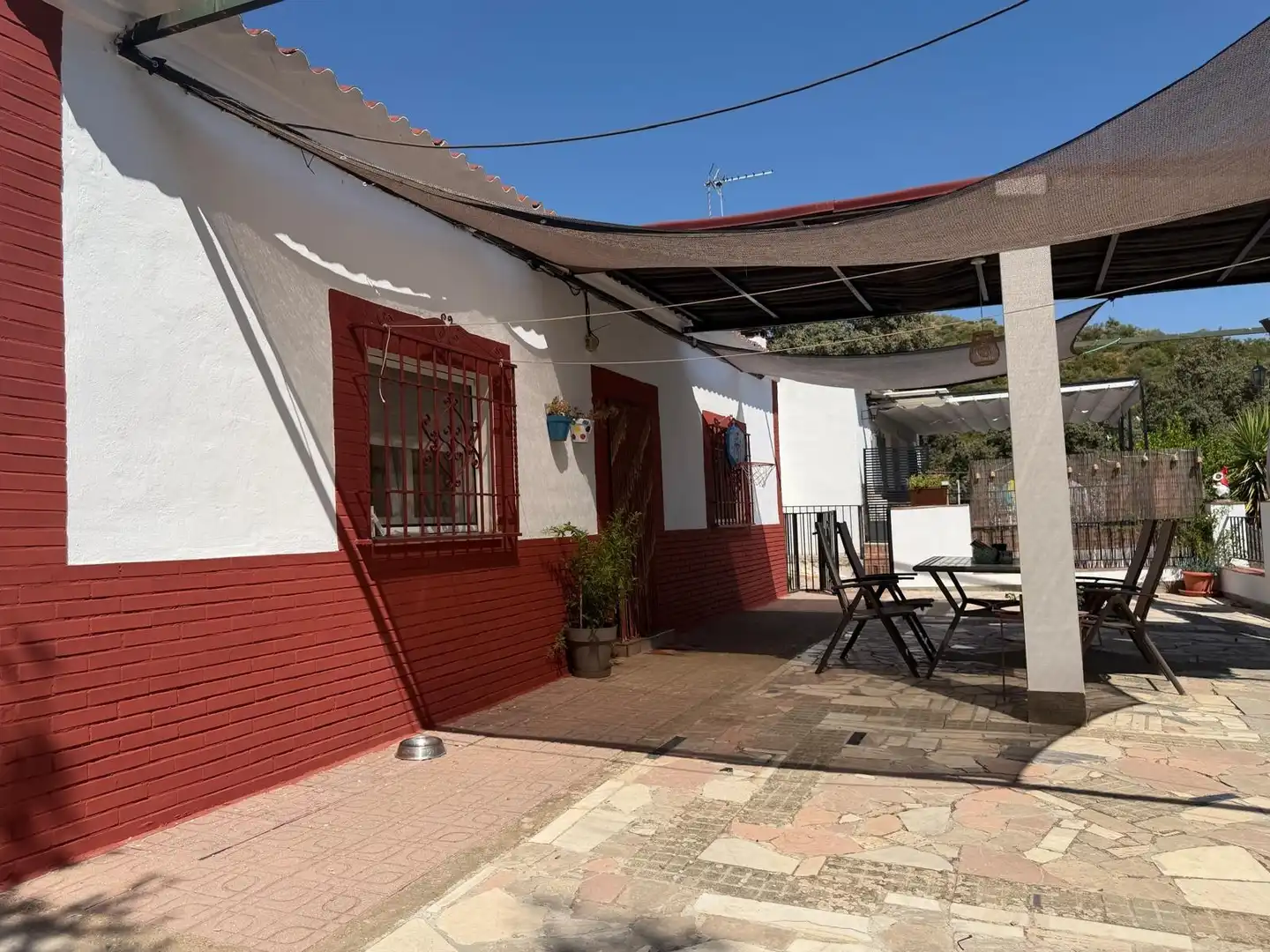 Vista exterior de Casa o chalet en venta en Córdoba con Aire acondicionado, Calefacción y Piscina