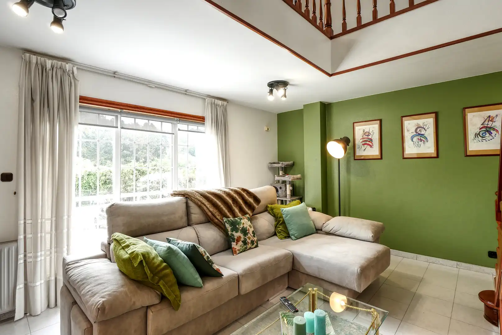 Sala de estar de Casa o chalet en venta en Culleredo con Calefacción, Jardín privado y Terraza