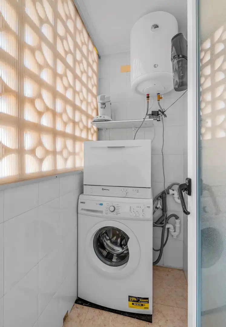 Cocina de Apartamento en venta en Torrevieja con Aire acondicionado, Amueblado y Horno