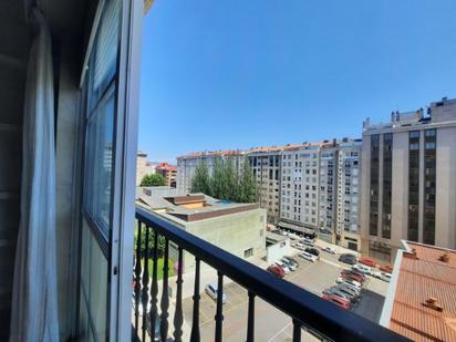 Außenansicht von Wohnung zum verkauf in Vigo 