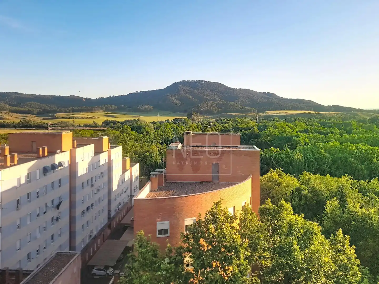 Exterior view of Flat for sale in Alcalá de Henares  with Air Conditioner and Heating