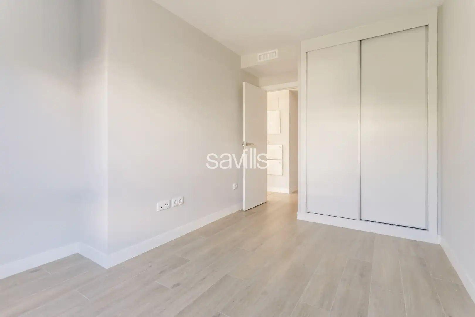 Bedroom of Flat for sale in Madrid  with Air Conditioner, Heating and Terrace