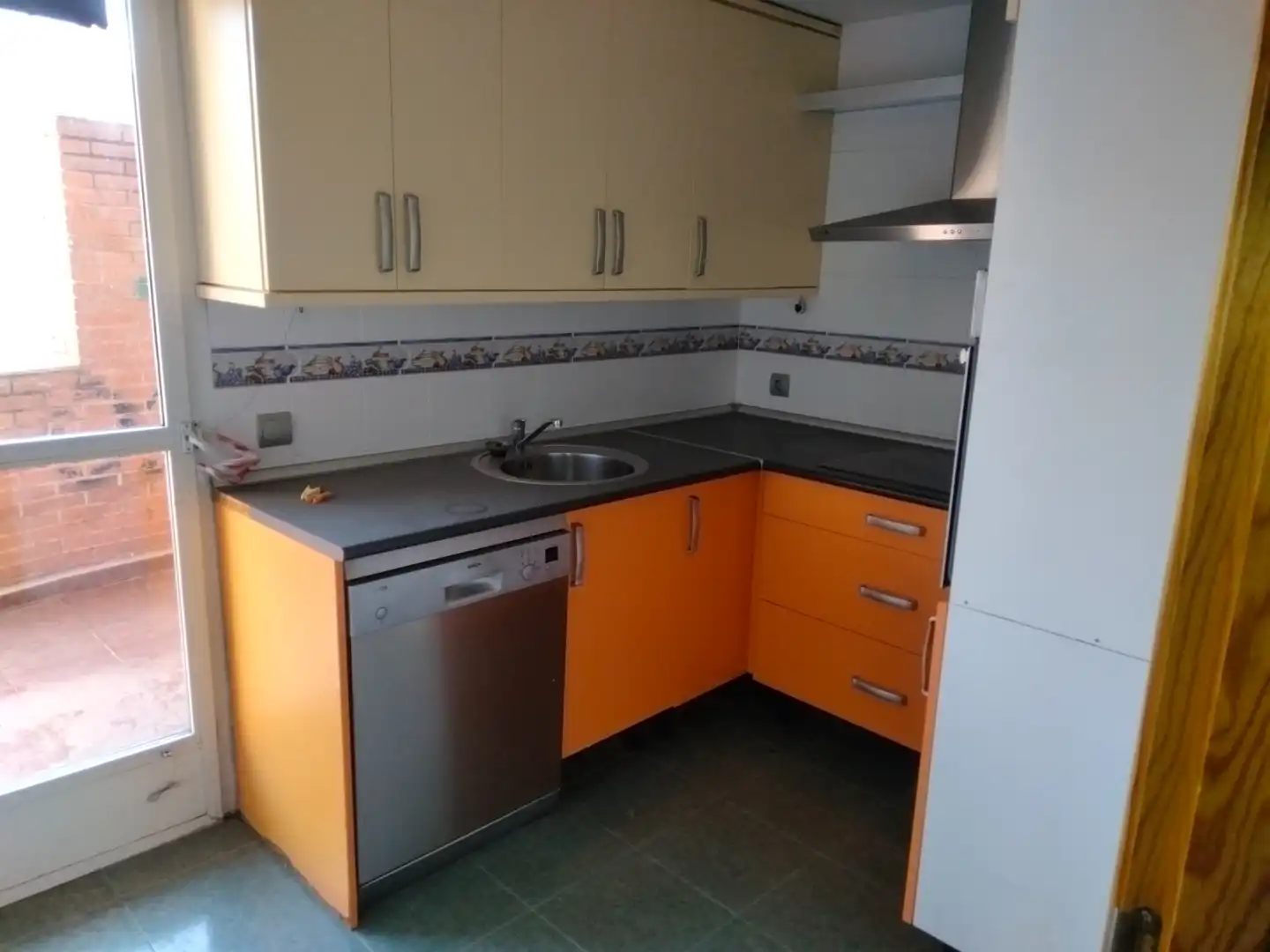 Kitchen of Flat for sale in Madrid  with Air Conditioner and Heating