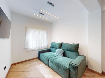 Living room of Flat for sale in Alicante / Alacant