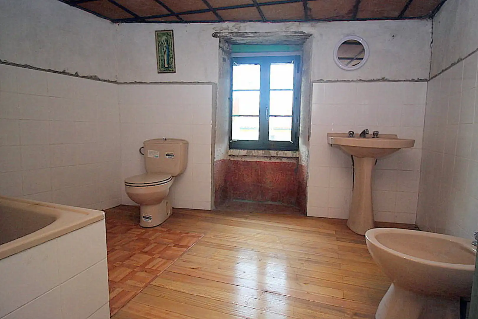 Bany de Casa o xalet en venda en Coirós amb Jardí privat