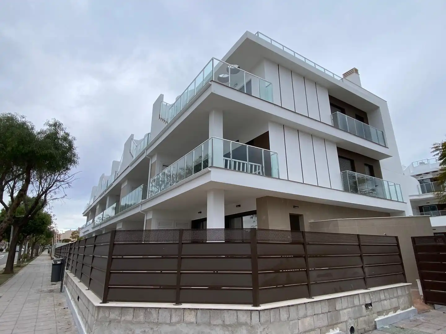 Vista exterior de Apartament en venda en Pilar de la Horadada ciudad