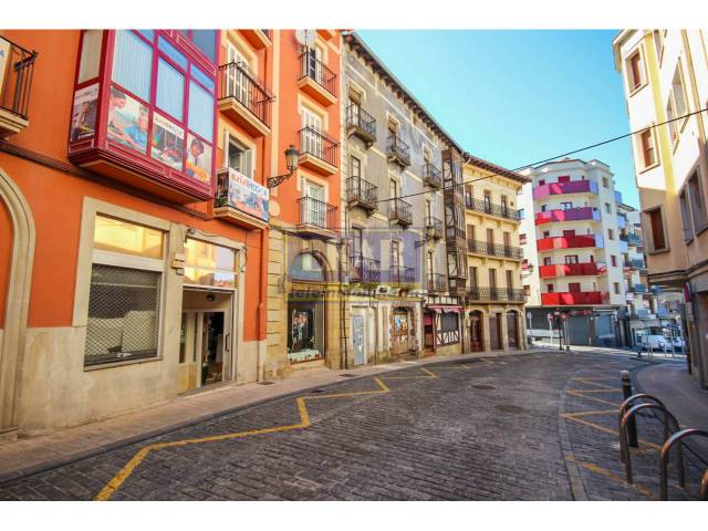 Local comercial en Venta en Calle Fueros, 1 en Centro - Mendibil - Santiago