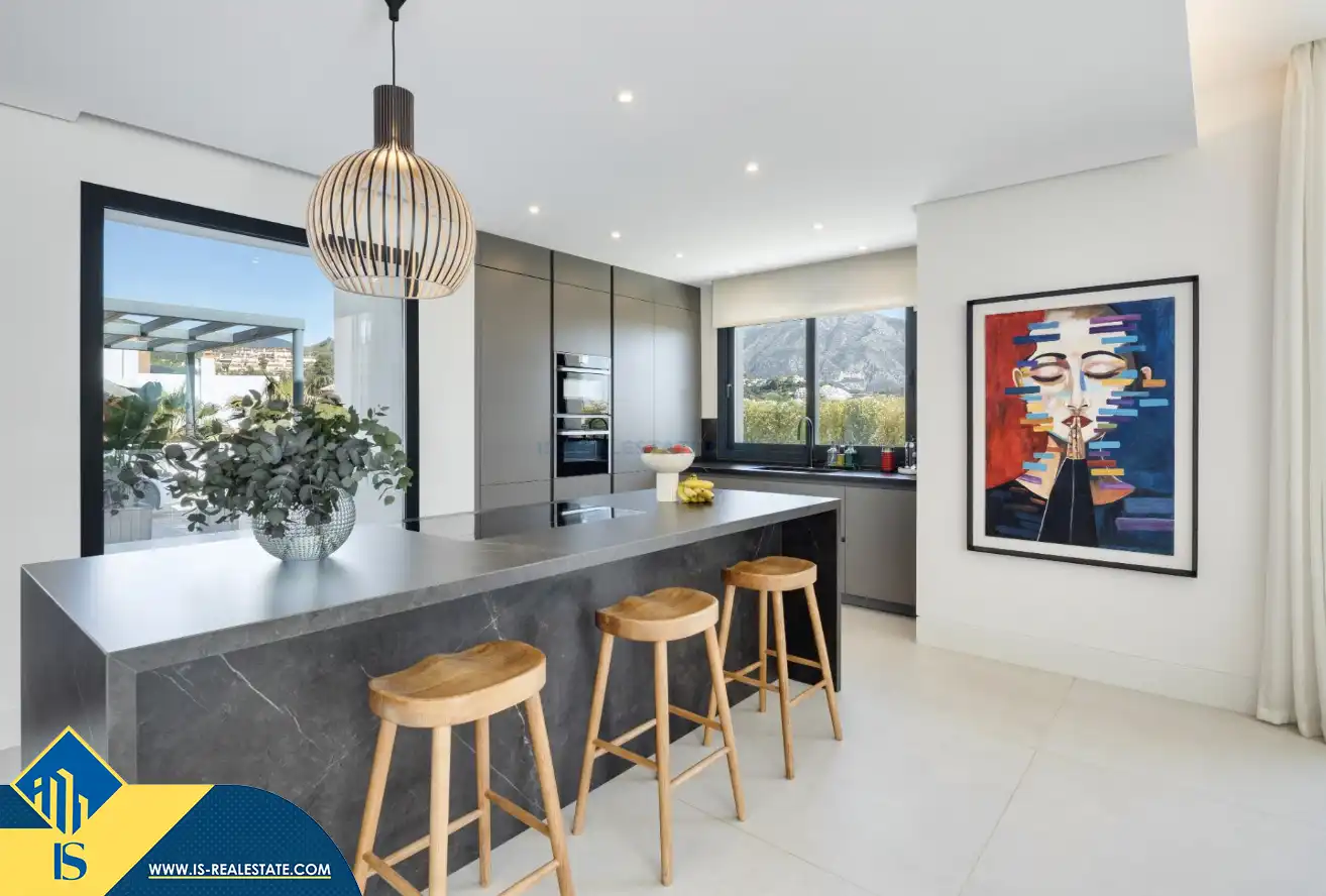 Villa con piscina in vendita a Nueva Andalucía, imagen 7