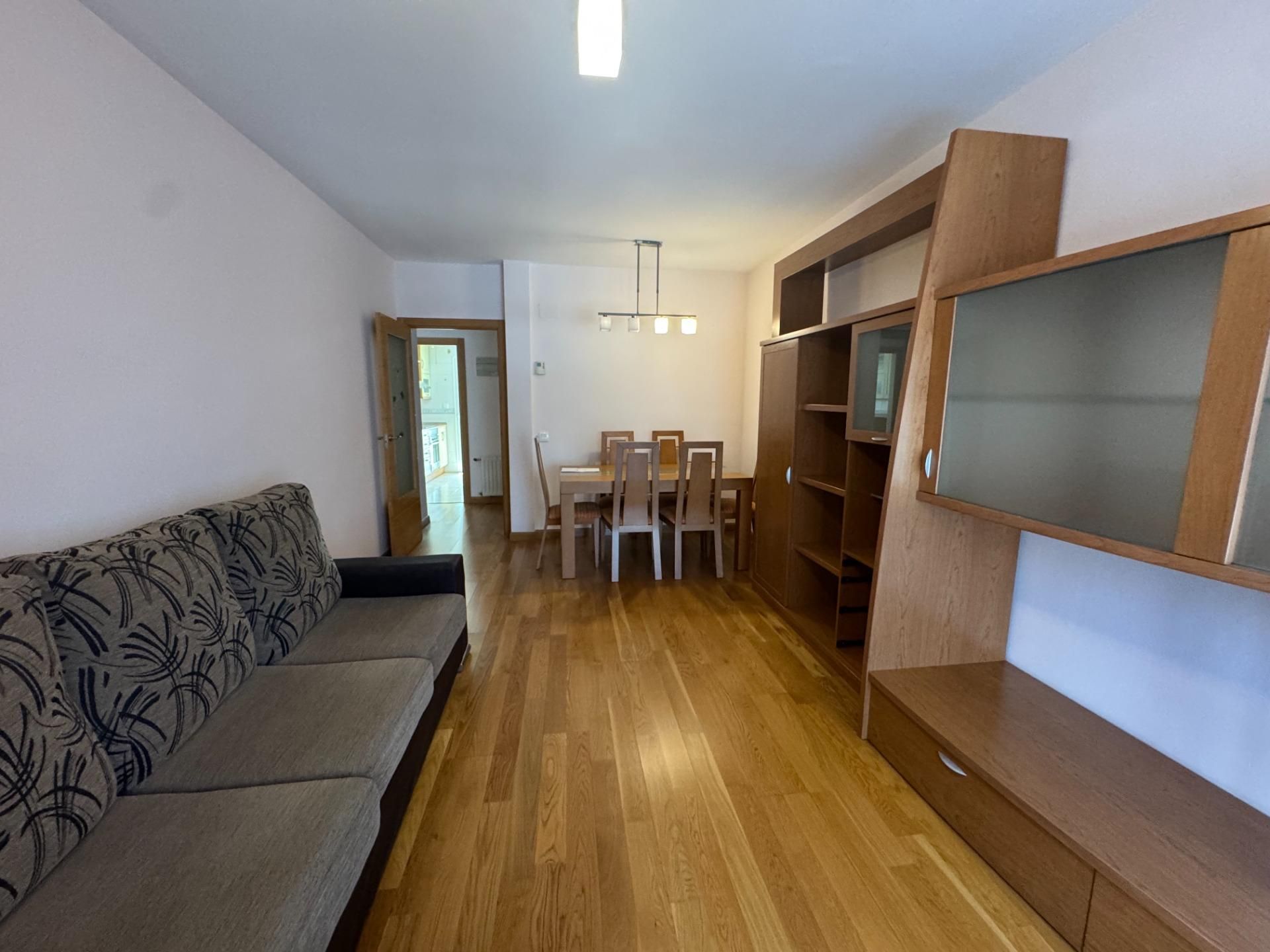 Sala d'estar de Pis de lloguer en Leganés amb Calefacció
