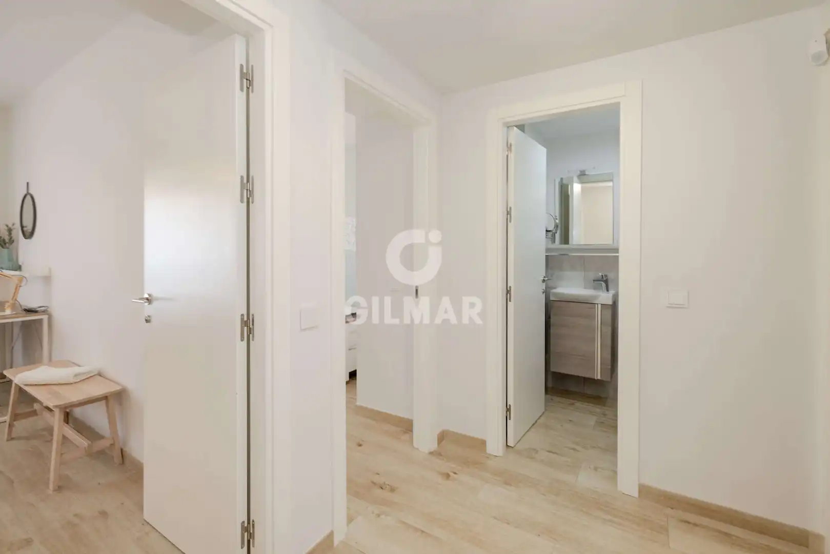 Dormitori de Apartament en venda en Estepona amb Calefacció, Jardí privat i Piscina