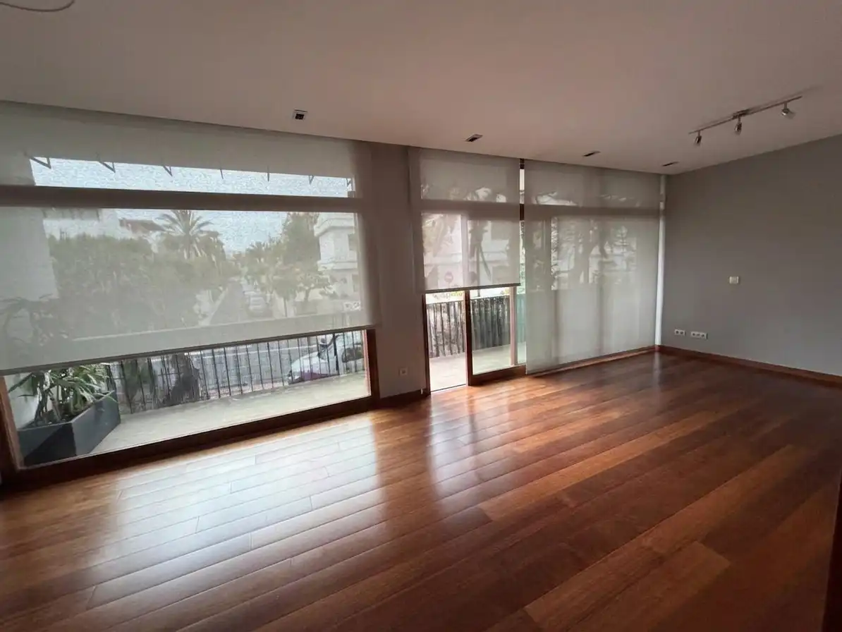 Wohnzimmer von Wohnung zur Miete in Las Palmas de Gran Canaria mit Klimaanlage und Privatgarten
