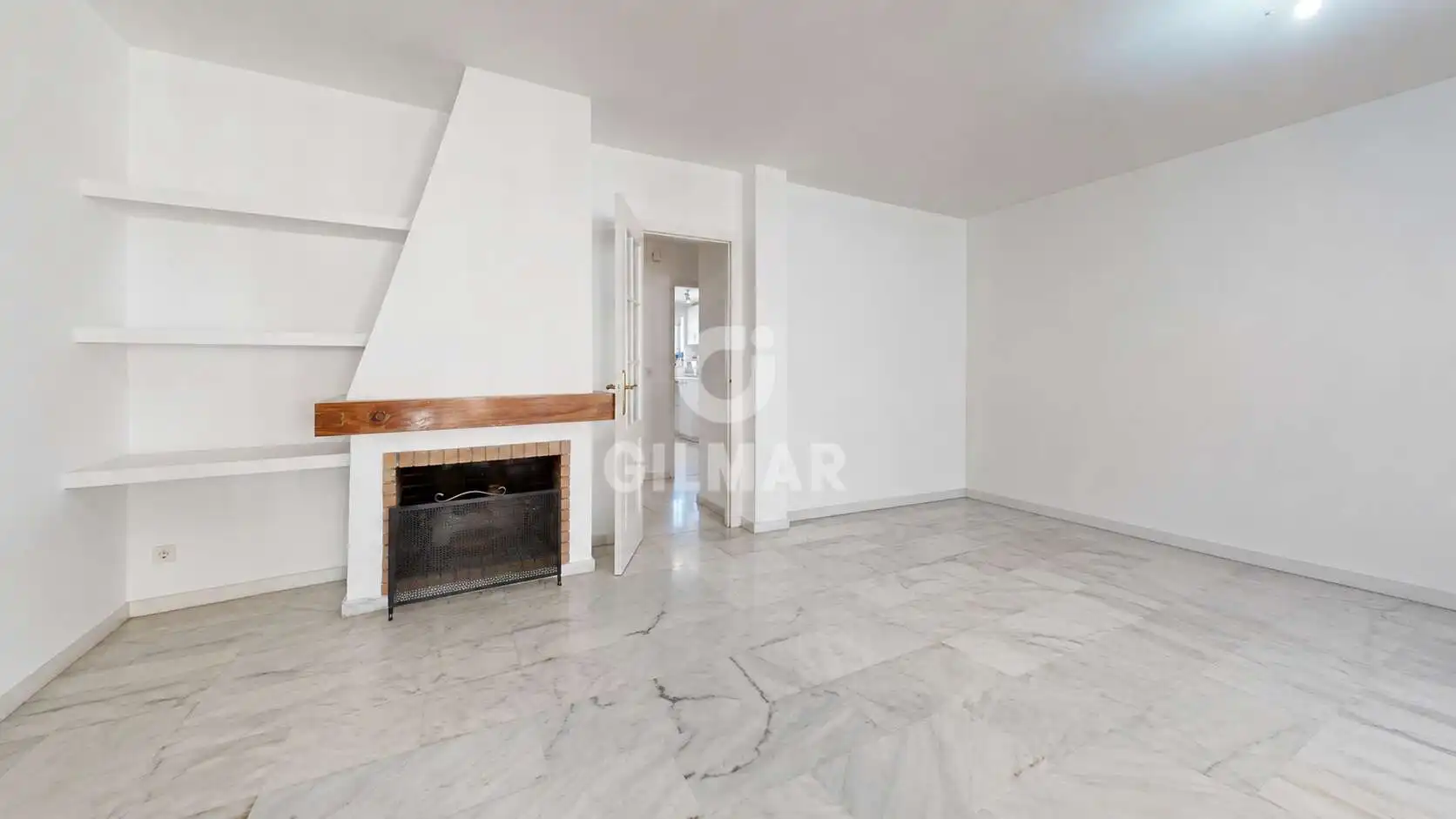 Habitación de Casa adosada en venta en Fuengirola con Calefacción, Jardín privado y Piscina