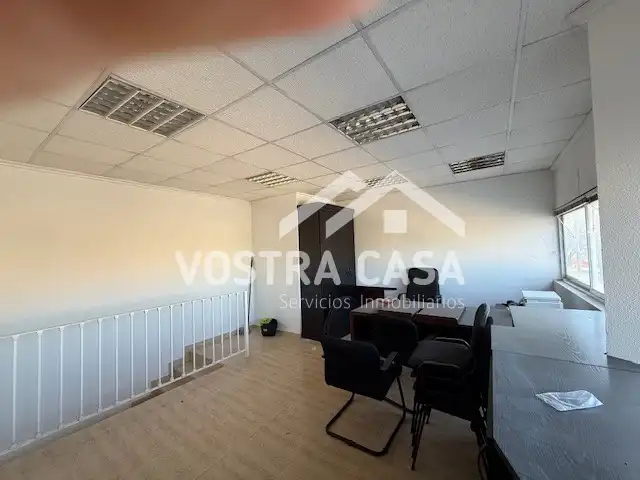 Office for rent in Aldaia  with Air Conditioner