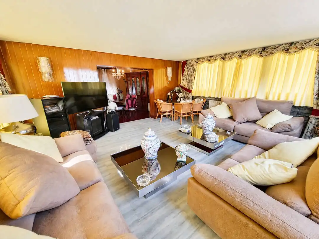 Sala de estar de Piso en venta en Santurtzi  con Calefacción y Terraza