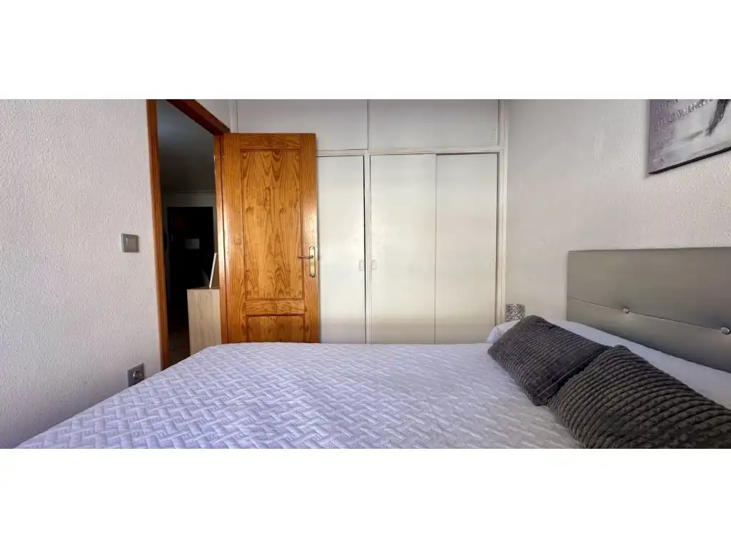 Apartamento con balcón en venta en Calle Beniajan, imagen 18