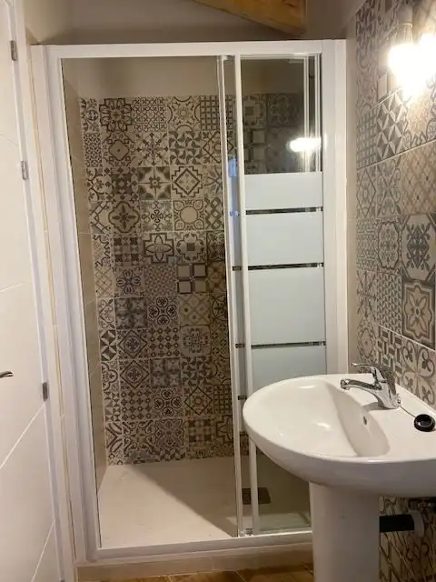 Baño de Casa o chalet de alquiler en Padiernos con Calefacción y Amueblado