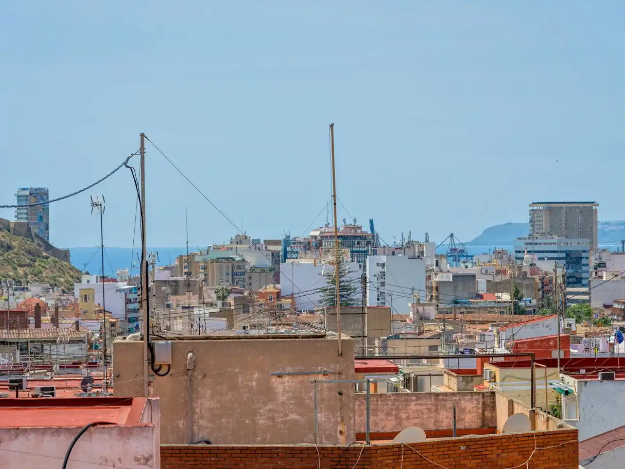 Vista exterior de Apartament en venda en Alicante / Alacant amb Aire condicionat, Calefacció i Terrassa