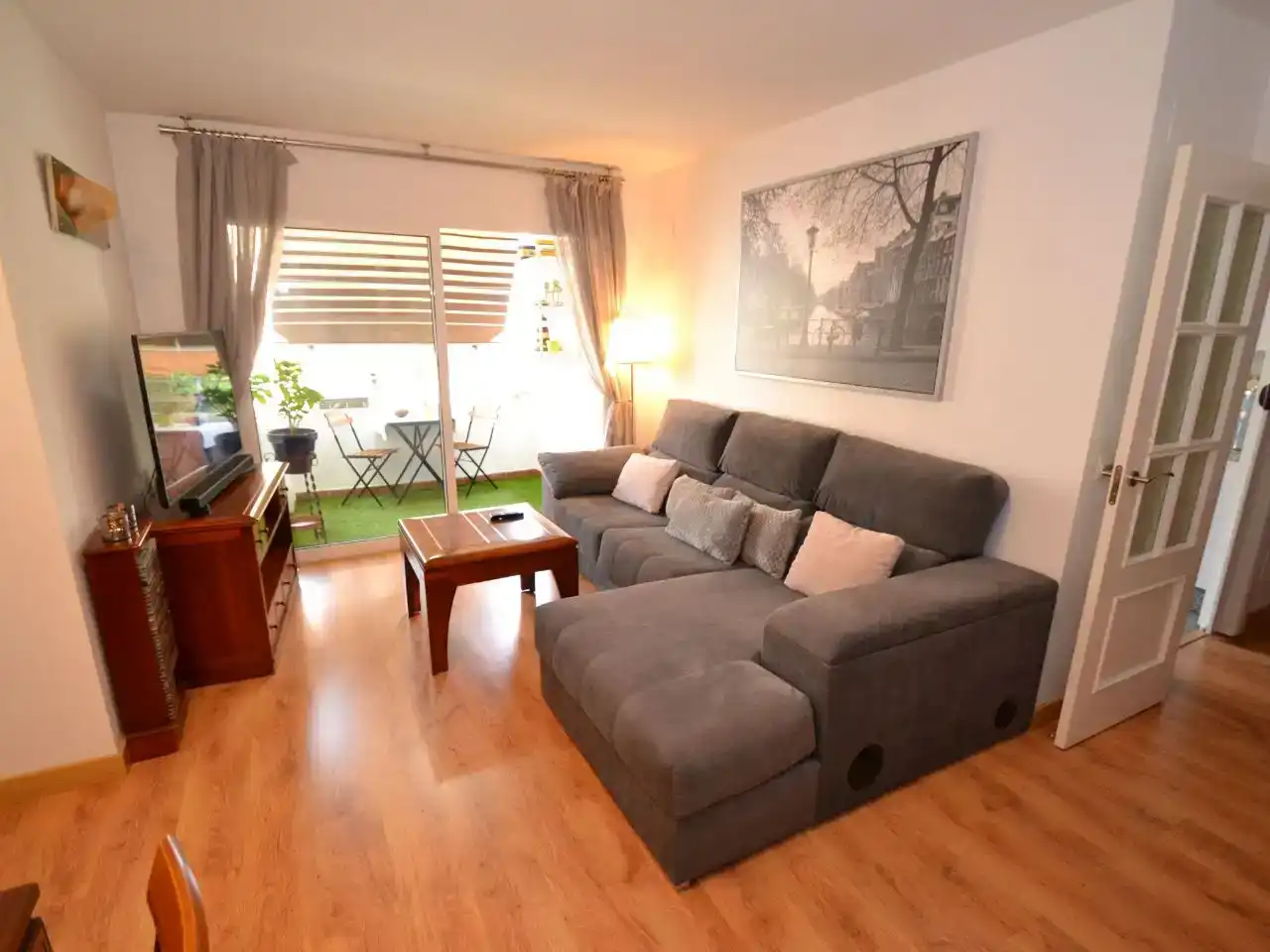 Living room of Flat for sale in Torremolinos  with Air Conditioner, Swimming Pool and Balcony