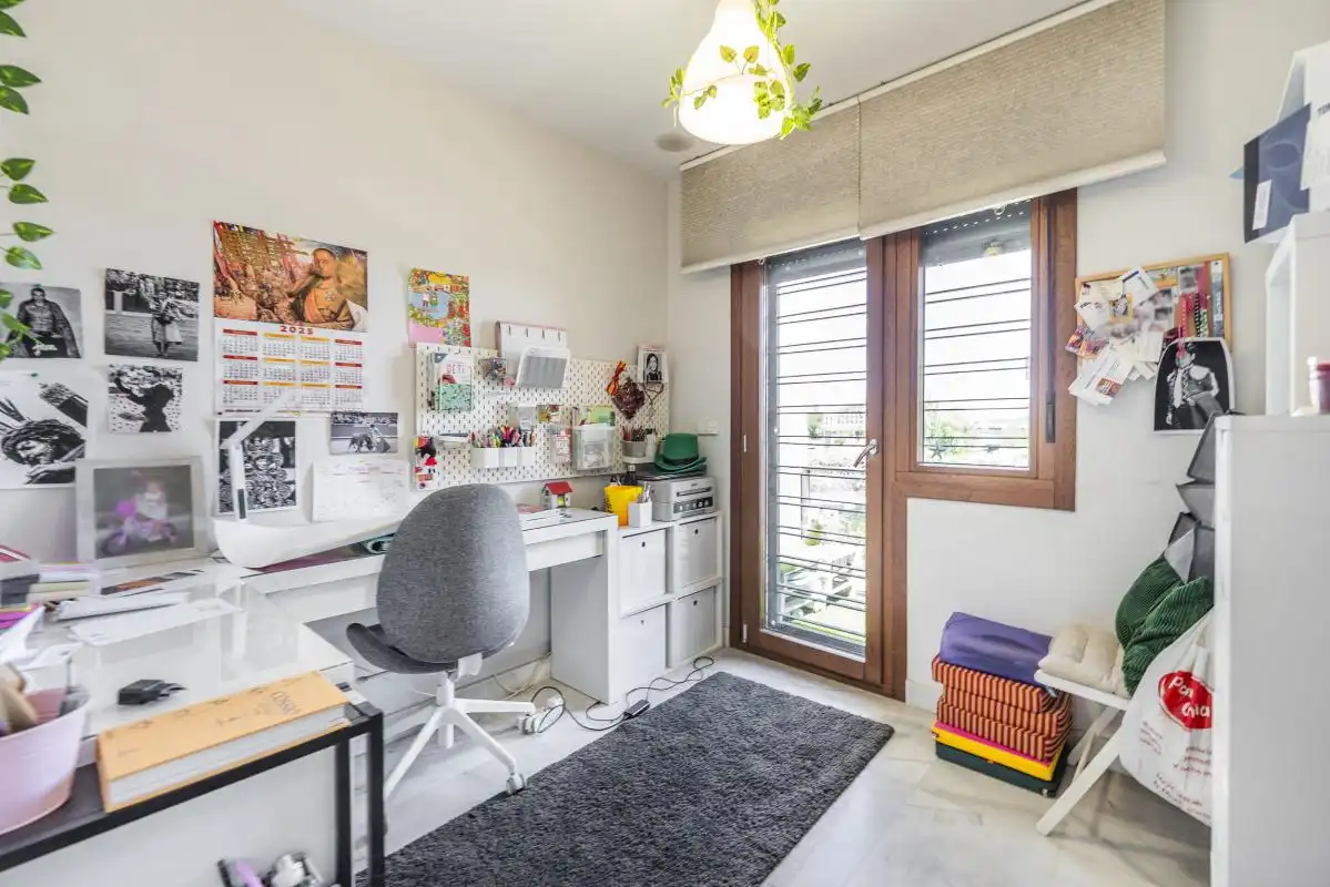 Casa adosada en venta en C. Gutiérrez Canales, Canillejas