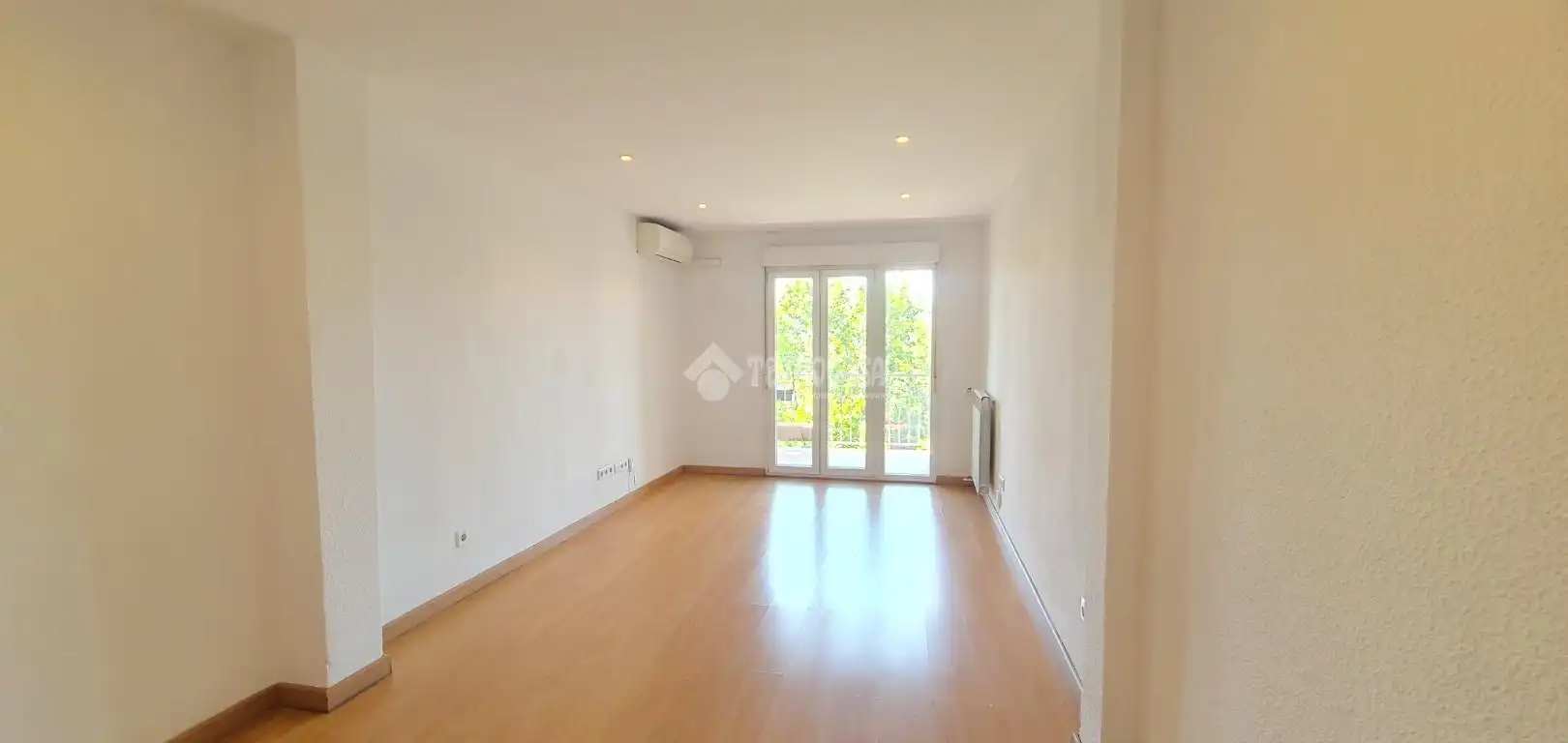 Schlafzimmer von Wohnung zum Verkauf in Madrid mit Klimaanlage, Heizung und Terrasse