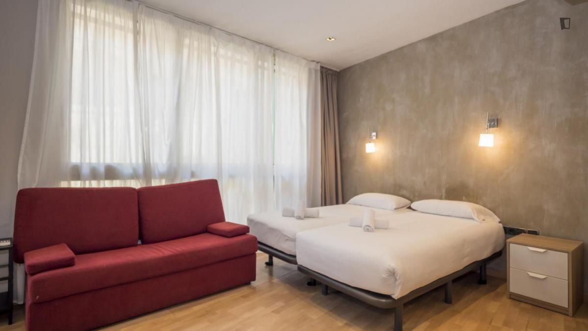 Bedroom of Study to rent in  Barcelona Capital  with Air Conditioner, Heating and Furnished