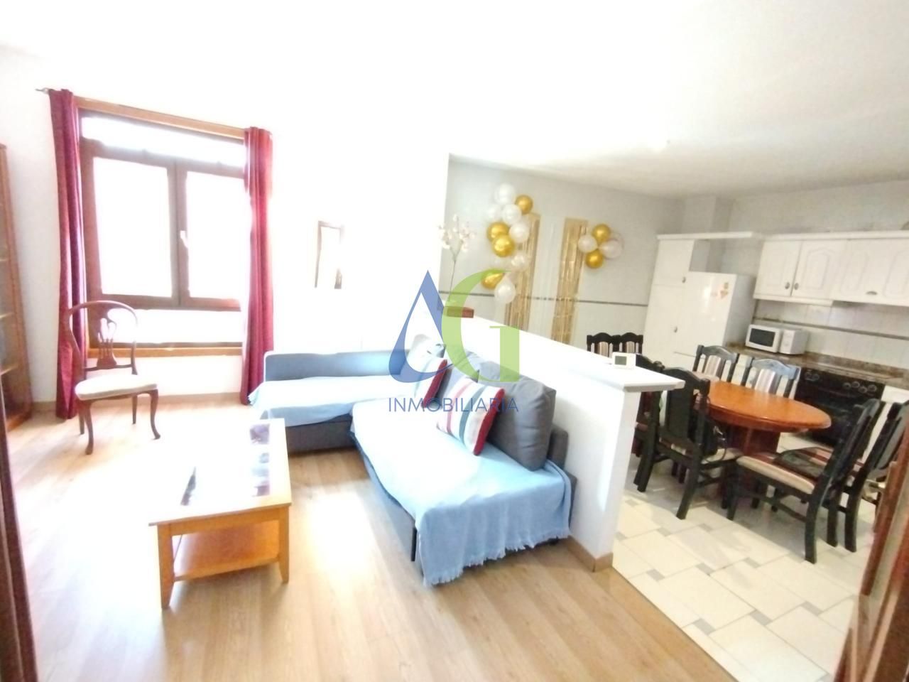 Exterior view of Flat for sale in León Capital   with Heating, Parquet flooring and Furnished