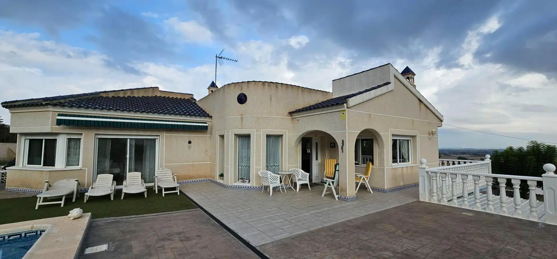 Vista exterior de Casa o chalet en venta en Almoradí