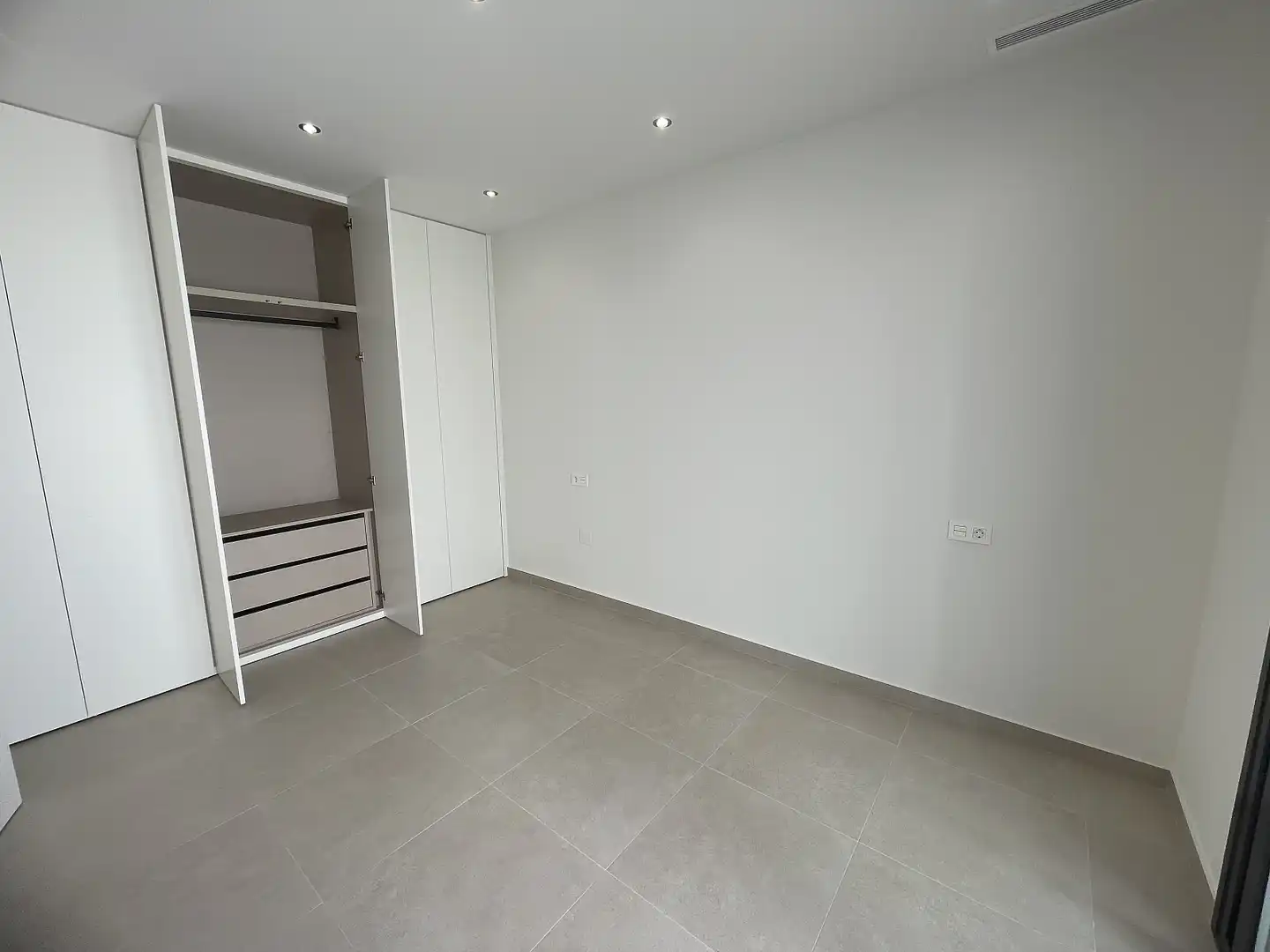 Houses for sale in Almoradí  with Air Conditioner, Private garden and Terrace