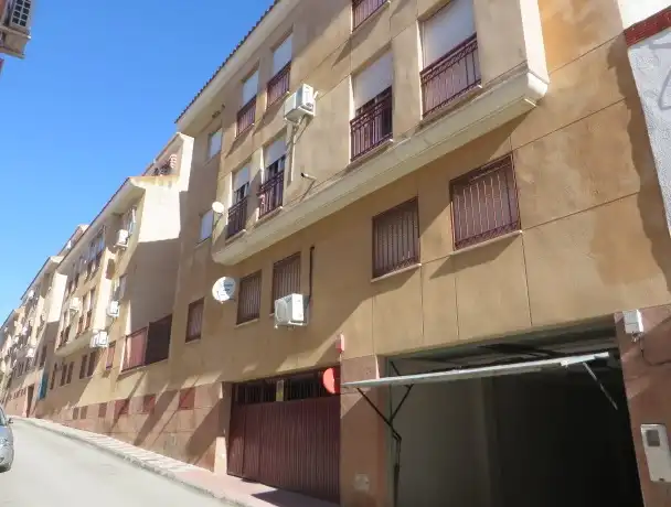 Local comercial en venda a Calle la Lonja 48