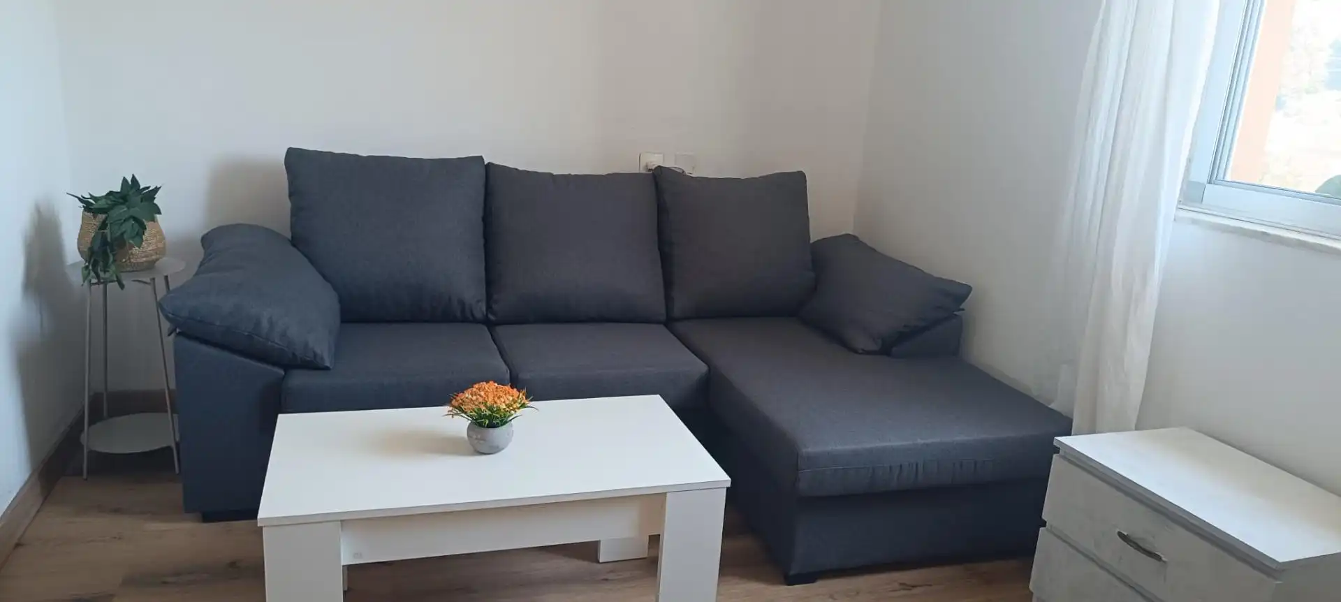 Living room of Flat for rent in Toreno  with Furnished