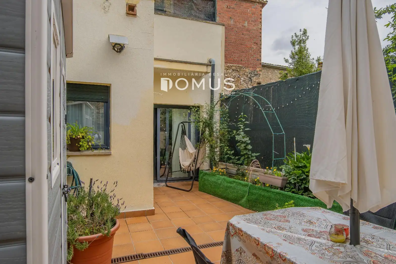 Terrasse von Wohnung zum Verkauf in Serinyà mit Heizung, Parkett und Ofen