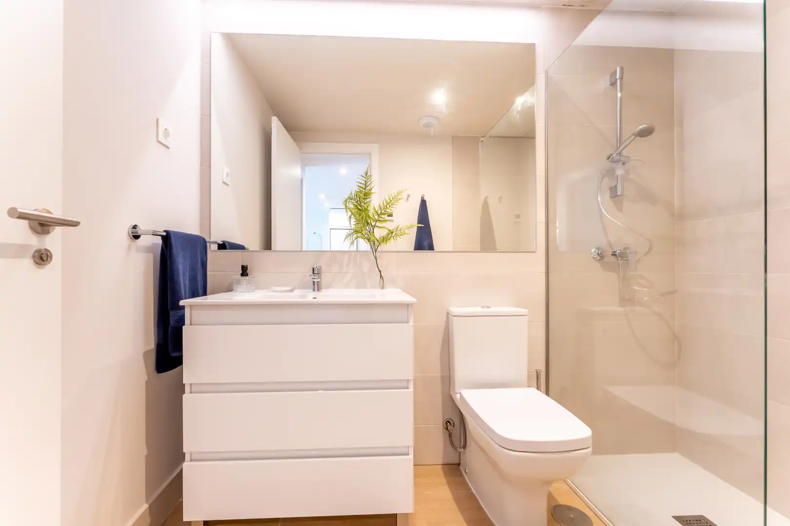 Flat for rent in Calle Jesús Pajares, 2, El Olivar