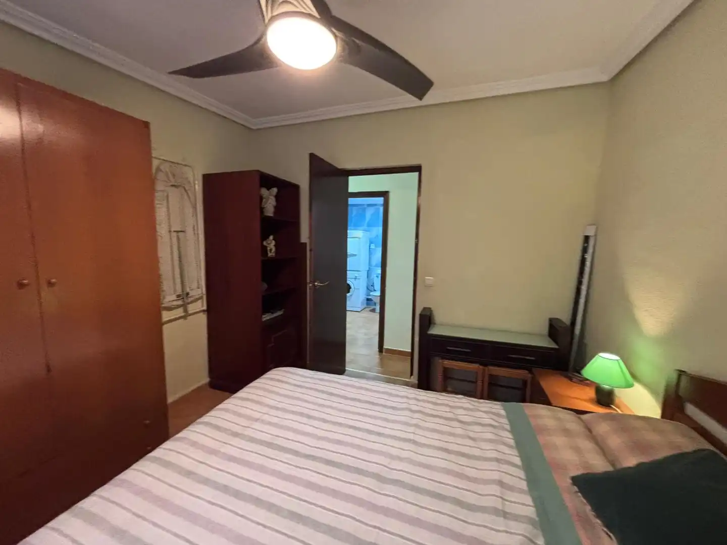 Habitación de Casa o chalet en venta en Torrent con Jardín privado, Piscina y Amueblado