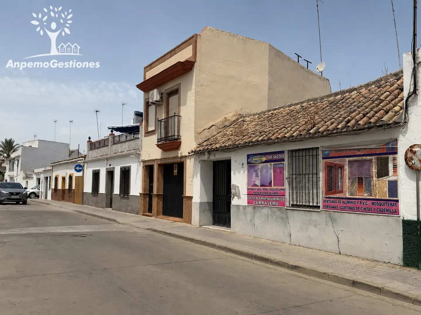 Vista exterior de Casa o xalet en venda en Palma del Río amb Terrassa