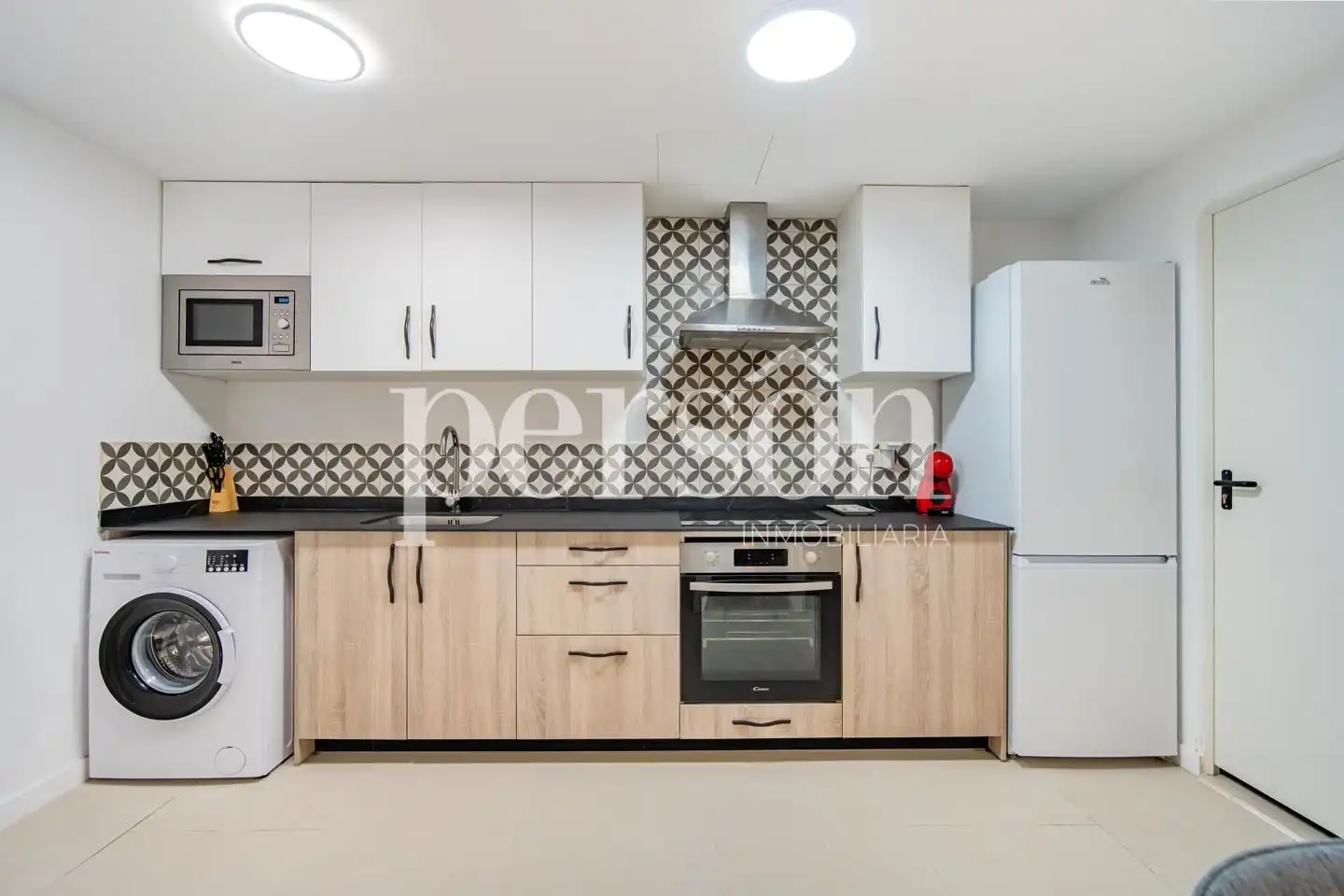 Kitchen of Ground floor for sale in Valencia  with Air Conditioner, Heating and Terrace